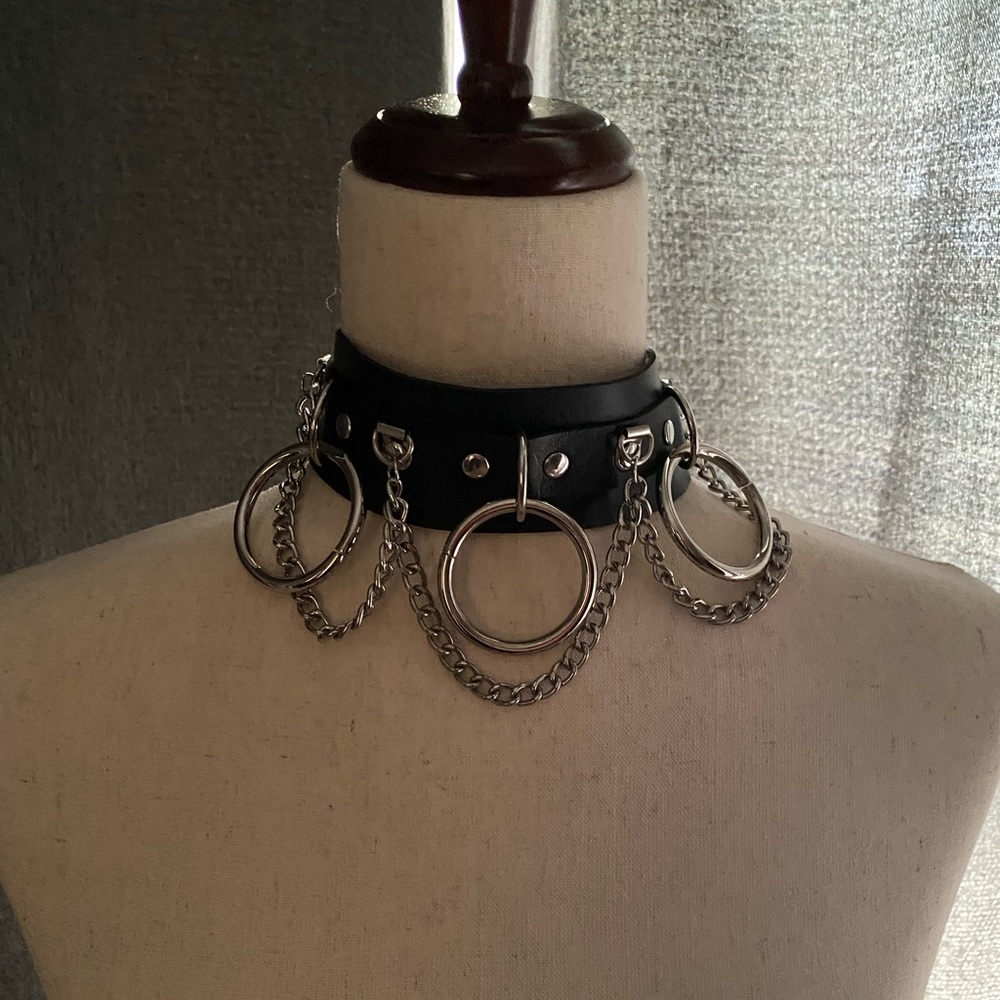 Black Leather O Ring Choker Necklace